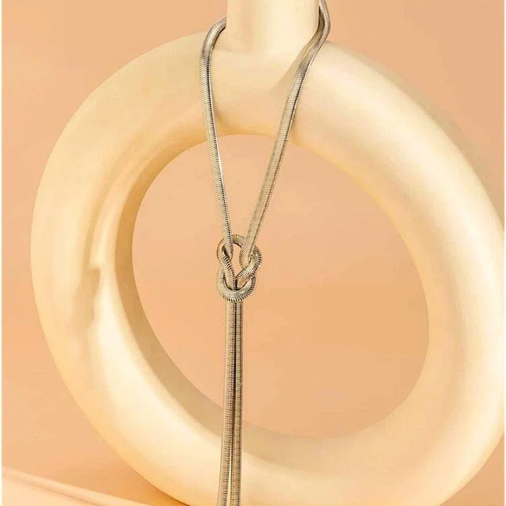 Silver Knot Tassel Snake Flat Herringbone Vintage Necklace - Picture 6 of 9